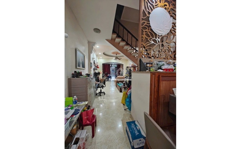 Bán nhà mặt phố Q.9, 77m², 7.4 tỷ, 3PN, sổ hồng