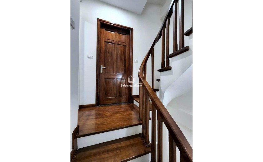 Nhà 5 tầng x 37m giáp Nam Từ Liêm ( chợ Vân Canh ) - Ngõ 3m, 50m ra bãi xe ô tô - giá 6 tỷ