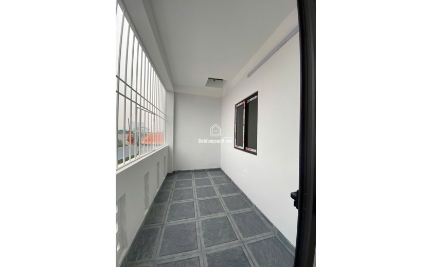 Giảm giá! Nhà xây 5 tầng 30m2, tại Vân Canh, cách 2 nhà ra đường ô tô tránh, giá 5.25 tỷ