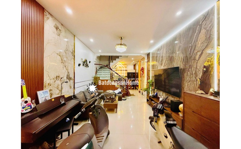 BÁN NHÀ QUẬN HOÀNG MAI NHỈNH 15 TỶ KINH DOANH