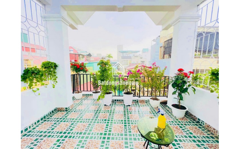 BÁN NHÀ QUẬN HOÀNG MAI NHỈNH 15 TỶ KINH DOANH