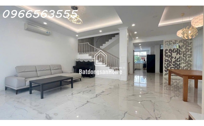 CHO THUÊ BIỆT THƯ LÂU ĐÀI CHATEAU - PHÚ MỸ HƯNG - NHÀ ĐẸP - GIÁ 4000$