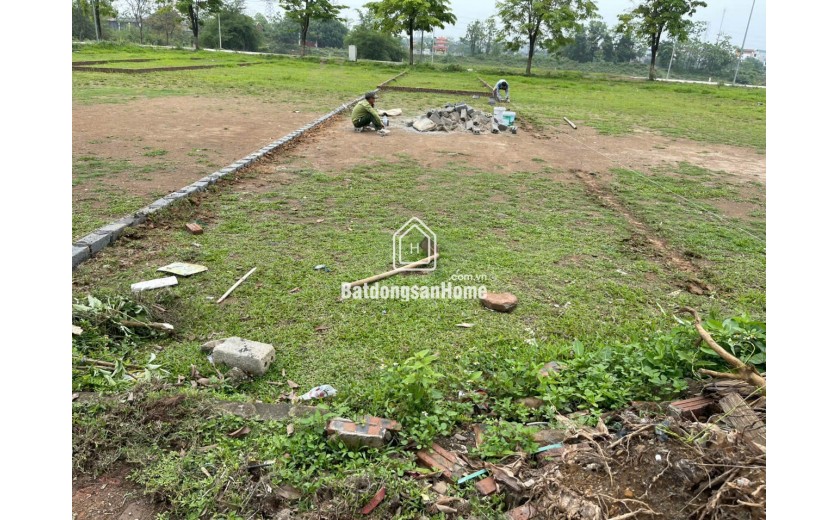 Bán 103,7m Đất đấu giá-khoang bèo-xuân mai-chương nỹ-hà nội
vỉa vè 3m đường rộng 6m