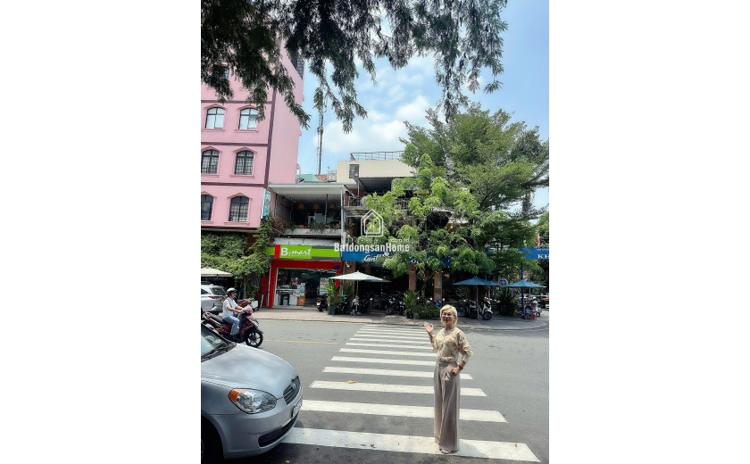 BÁN SIÊU PHẨM GÓC 2 MẶT TIỀN - HƯỞNG TRỌN TIỆN ÍCH KHU VUI CHƠI ĐƯỜNG KHÁNH HỘI, QUẬN 4