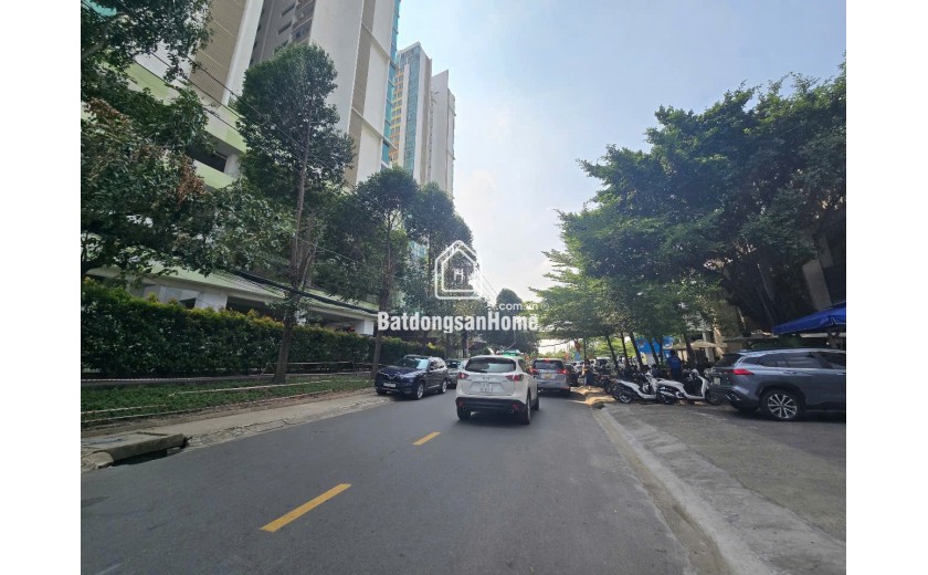 Bán đất thổ cư 923m2 Nguyễn Văn Hưởng, Thảo Điền, Quận 2 - 230 tỷ