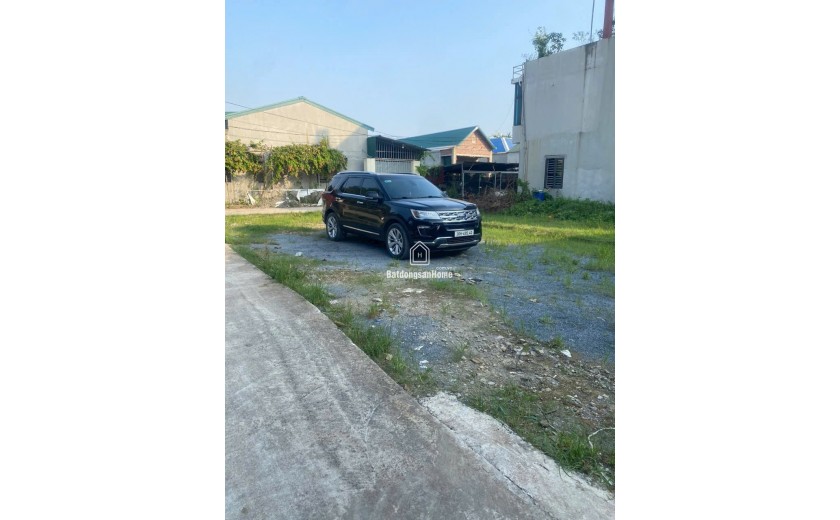 68m 3 mặt tiền đường thông oto 7 chỗ đỗ cửa