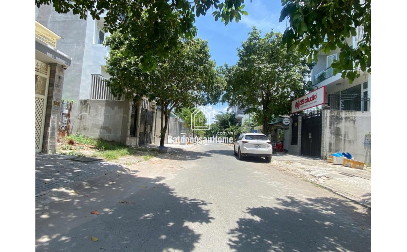 Bán MT đường sô 9 an phú ,  đất thổ cư  DT = 175m2 Quận 2, giá bán 32 tỷ, sổ đỏ