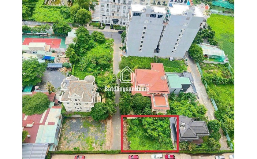 BÁN Đất Xây Biệt Thự Thảo Điền 
- Q2 - Diện Tích : 15.4m x 20.5m - CN : 315m2. GIÁ 50 TỶ
