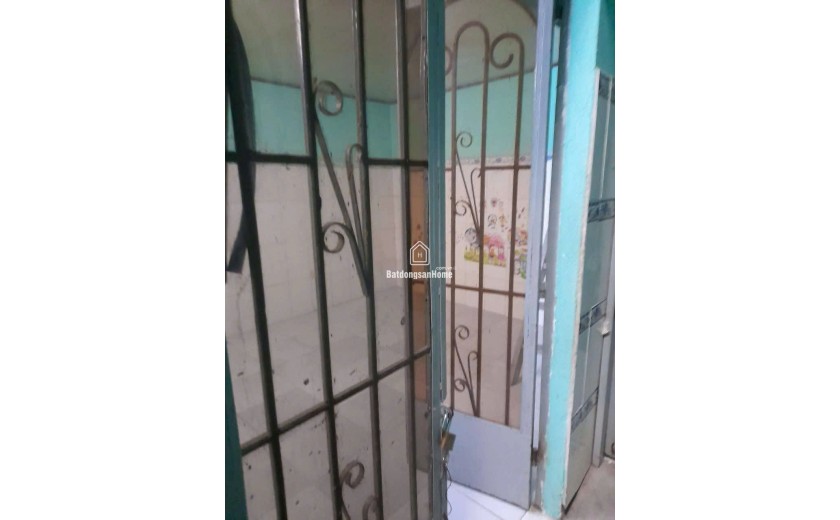 Bán nhà 80m2, 4PN, 5WC, Quốc Lộ 13, Hiệp Bình Phước, Thủ Đức - 5.7 tỷ