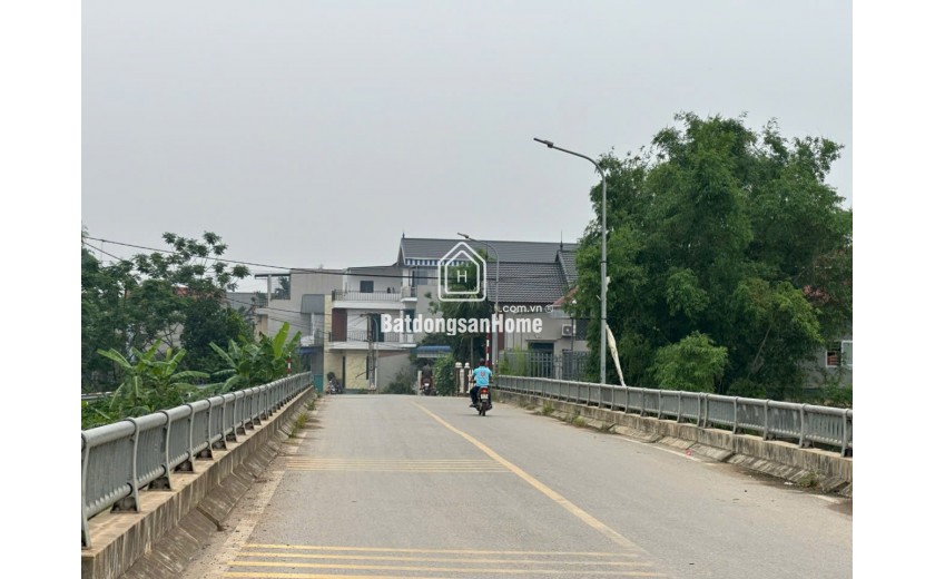 Bán 109m và 111m full ont 
vị trí : thủy xuân tiên-tiên chương mỹ-hà nội
cách quốc lộ 6 chỉ 500m