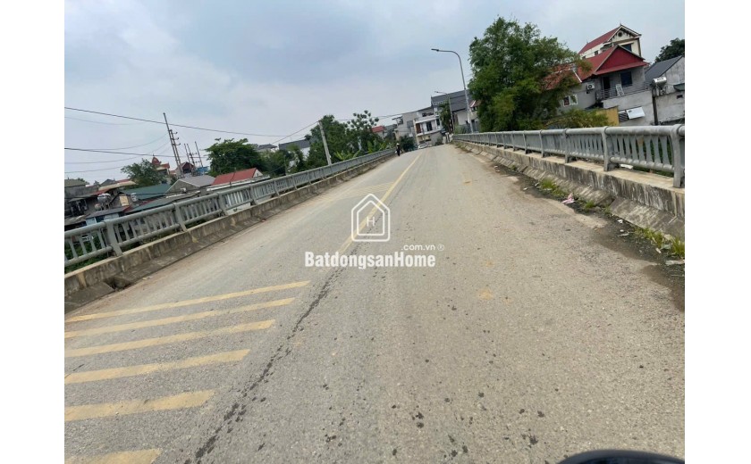 Bán 109m và 111m full ont 
vị trí : thủy xuân tiên-tiên chương mỹ-hà nội
cách quốc lộ 6 chỉ 500m