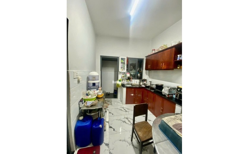 Bán nhà 74m2, 4PN, 3WC, Nguyễn Duy Trinh, Q.2, 6.15 tỷ, sổ hồng