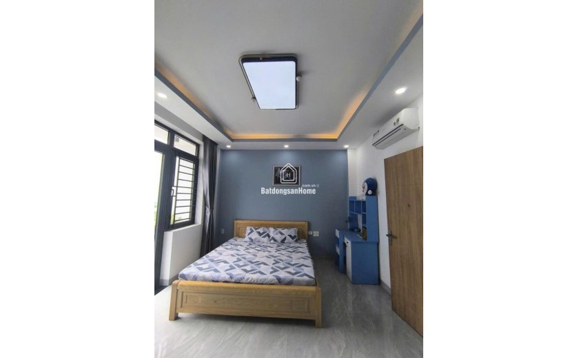 Bán nhà 74m2, 4PN, 3WC, Nguyễn Duy Trinh, Q.2, 6.15 tỷ, sổ hồng