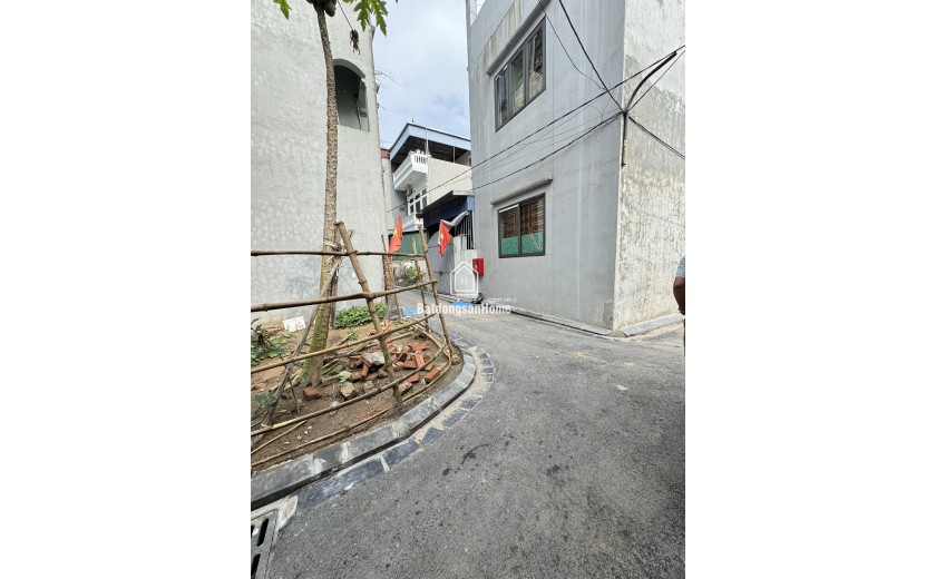 Lô Đất Đẹp - Giá Đầu Tư 
52m2 - Du Nội - Mai Lâm- Đông Anh -  4.65 Tỷ