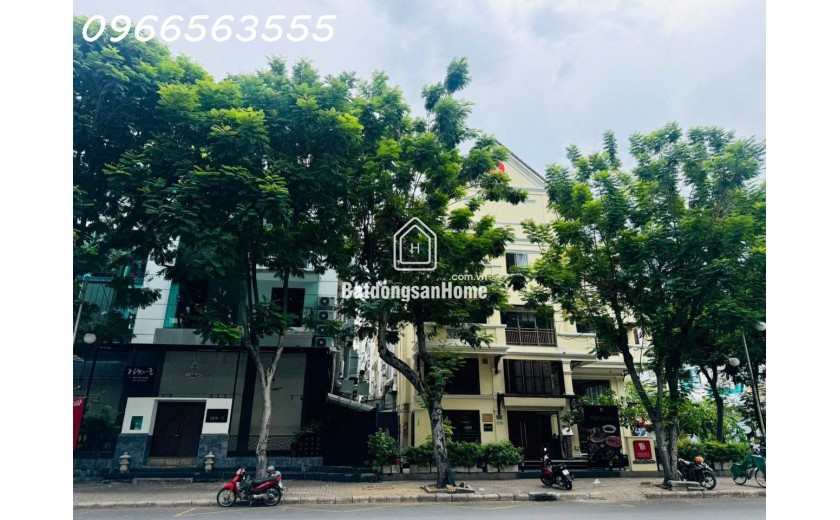 Cho thuê căn góc tòa nhà bùi bằng đoàn - Phú Mỹ Hưng, Vị trí độc nhất - dtsd 500m2