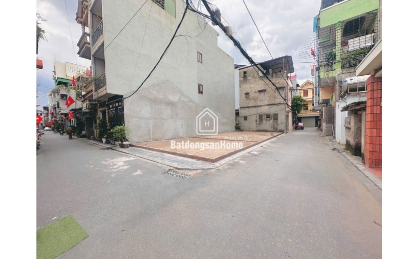 BÁN LÔ ĐẤT LÔ GÓC TRUNG TÂM THỊ TRẤN ĐÔNG ANH – NGÕ 2 Ô TÔ TRÁNH – THÔNG TỨ TUNG HƠN 100TR/1M