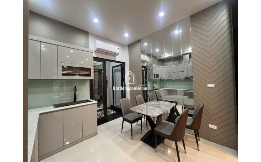 BÁN NHÀ  BỒ ĐỀ DÂN XÂY 5 TẦNG THANG MÁY DT55M GIÁ 12.8 TỶ - NGÕ THÔNG
