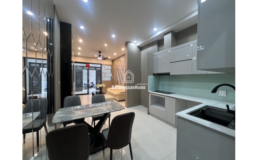 BÁN NHÀ  BỒ ĐỀ DÂN XÂY 5 TẦNG THANG MÁY DT55M GIÁ 12.8 TỶ - NGÕ THÔNG