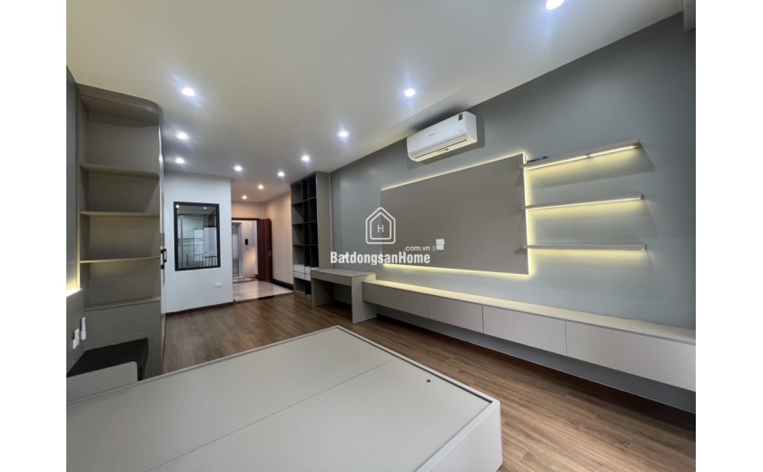 BÁN NHÀ  BỒ ĐỀ DÂN XÂY 5 TẦNG THANG MÁY DT55M GIÁ 12.8 TỶ - NGÕ THÔNG