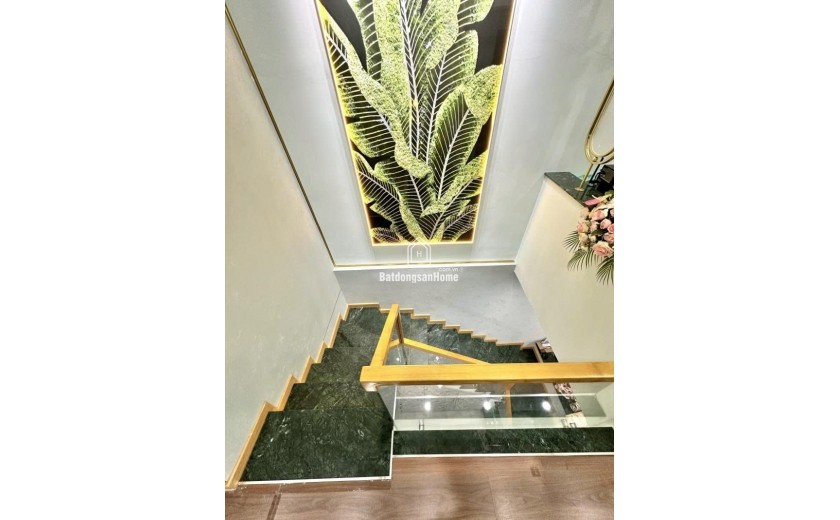 Bán nhà 67m², 4PN, 4WC, 9.8 tỷ, P.25, Bình Thạnh, sổ hồng