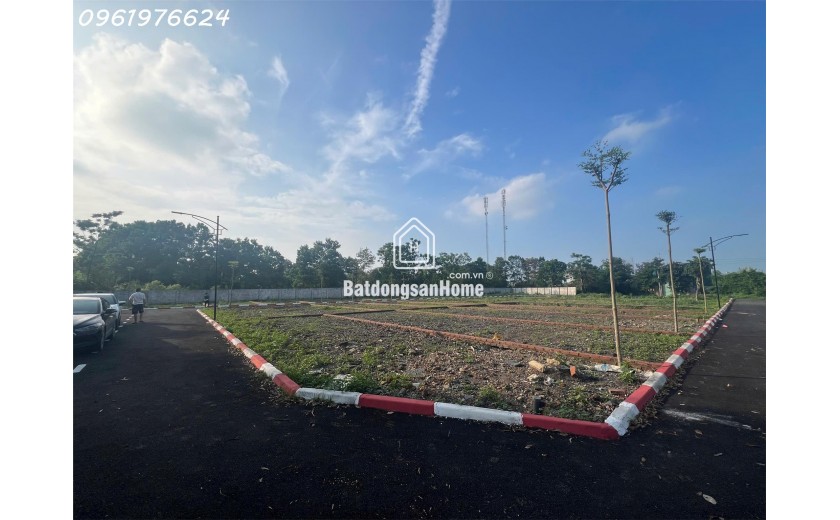 ĐẤT NỀN VAI RÉO, PHÚ CÁT, HOÀ LẠC CHÍNH CHỦ GIÁ RẺ 100M2 , FULL THỔ CƯ, GIÁ RẺ NHẤT THÁNG 6/2025