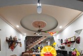 Bán nhà mặt phố Q.9, 77m², 7.4 tỷ, 3PN, sổ hồng