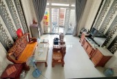 Bán nhà 82m², 3 tầng, 5PN, 5WC, Q.9, 7.15  tỷ, sổ hồng