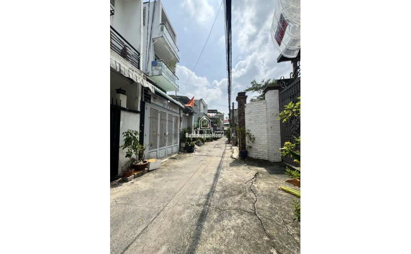 Bán nhà cấp 4 130m² hẻm xe hơi Quốc Lộ 13, đối diện Vạn Phúc City, Thủ Đức, giá 7.6 tỷ