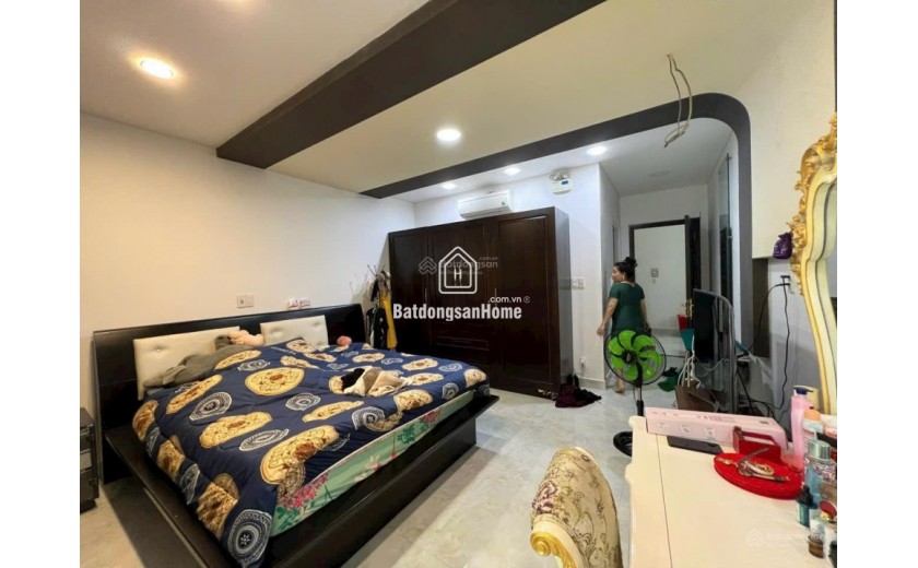 Bán nhà hẻm xe tải 1 trục đường Nguyễn Văn Đậu, DT: 68,3m2 (6x14m) + 4 lầu hoàn công đầy đủ