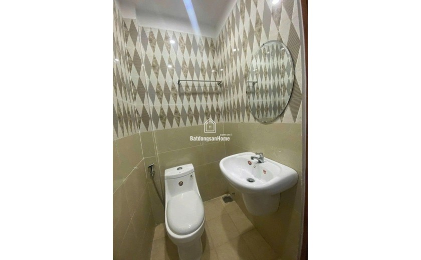 Bán nhà 2 tầng, 42m², 2PN, 2WC, Linh Tây, Thủ Đức, 3.3 tỷ