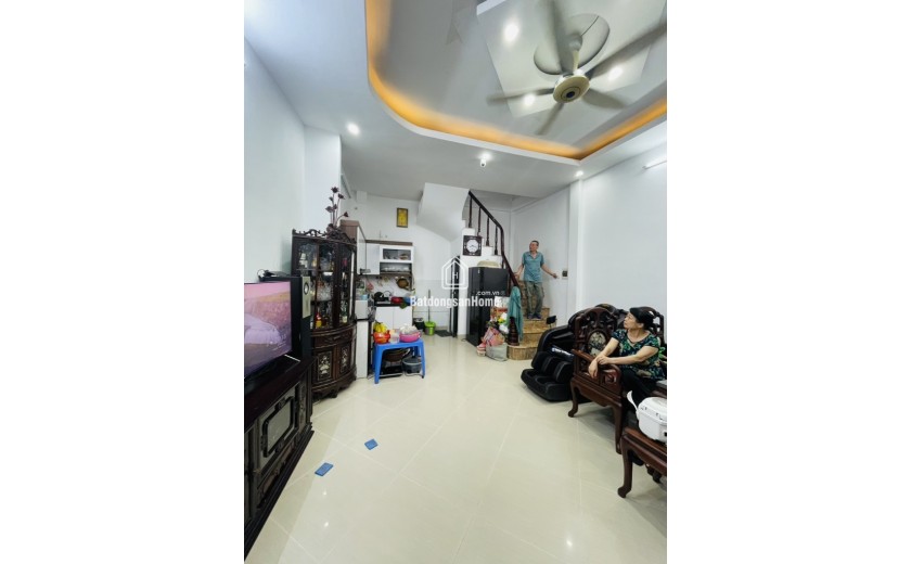 NHÀ ĐẸP HOÀNG MAI – 35M² x 5 TẦNG – CHỈ 6.8 TỶ