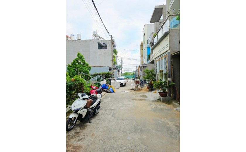 Bán nhà phố 4 tầng Phú Hữu Thủ Đức – 65m² – giá 6.35 tỷ