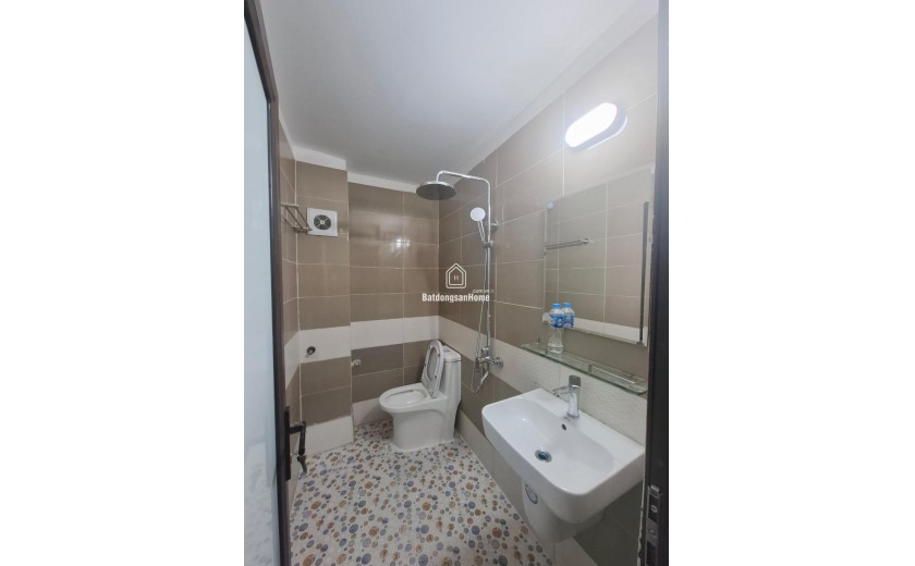 NHÀ ĐẸP – ĐỀN LỪ - 5 TẦNG 40M2 GIÁ NHỈNH 7 TỶ