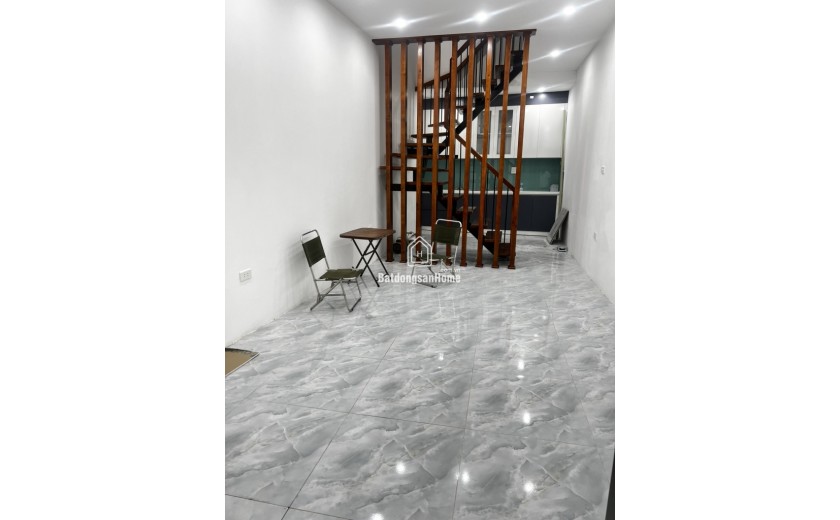 HIẾM NHÀ MỚI BẠCH MAI 27M2 NGÕ 3 GÁC ĐỖ CỬA, GẦN Ô TÔ 5.2 TỶ