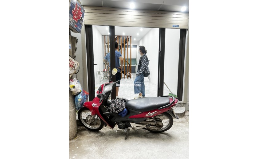 HIẾM NHÀ MỚI BẠCH MAI 27M2 NGÕ 3 GÁC ĐỖ CỬA, GẦN Ô TÔ 5.2 TỶ