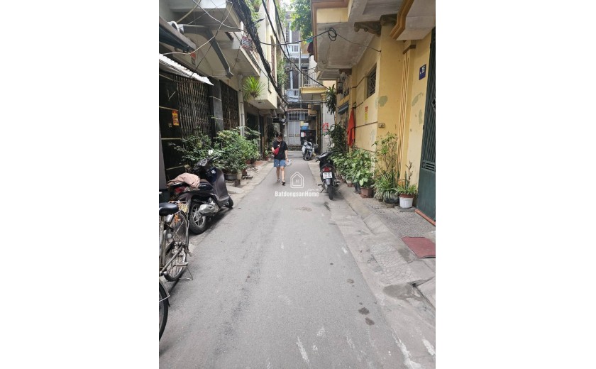 DUY NHẤT 1 CĂN NHÀ MỚI PHỐ VÂN HỒ 3  HAI BÀ TRƯNG  NGÕ 3 GÁC, CÁCH Ô TÔ 50M  GẦN NHIỀU TIỆN ÍCH