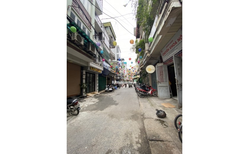 NHÀ ĐẸP MINH KHAI – 5 TẦNG 32M2 THANG MÁY – Ô TÔ ĐỖ CỬA – GIÁ CHỈ NHỈNH 14 TỶ