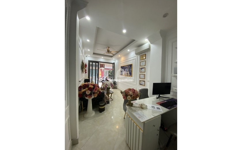 NHÀ ĐẸP MINH KHAI – 5 TẦNG 32M2 THANG MÁY – Ô TÔ ĐỖ CỬA – GIÁ CHỈ NHỈNH 14 TỶ