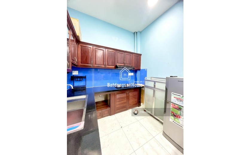 Bán nhà khu cư xá công an tại Bùi Đình Túy - thông số chuẩn đẹp - hẻm xe hơi quay đầu