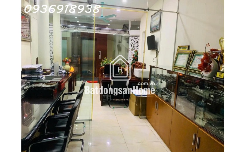 Chỉ 16.9 tỷ-6 tầng thang máy-lô góc-gara ô tô-cách mặt phố 1 nhà-Trần Duy Hưng, Cầu Giấy