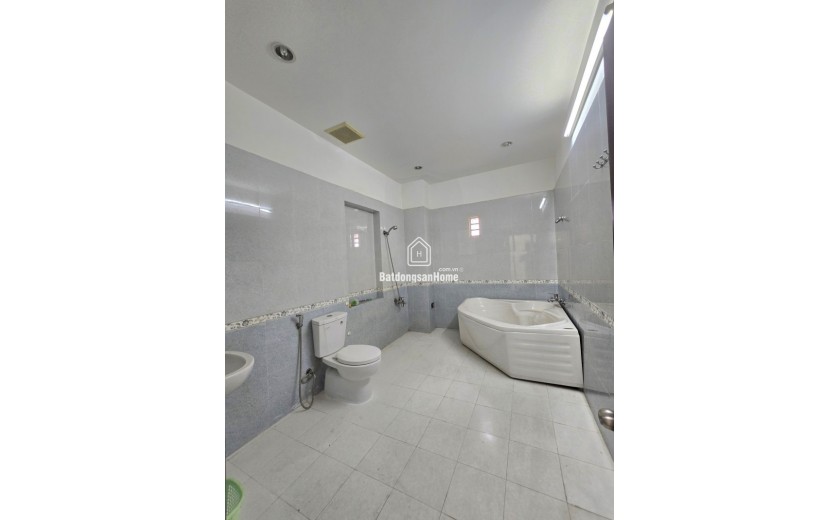 Bán Biệt Thự 162m2, 3 tầng, 5PN, 6WC, Dương Văn Cam, Linh Tây, Thủ Đức - 12.65 tỷ