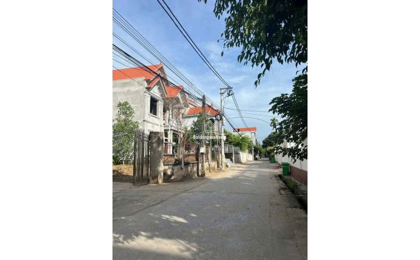 Siêu phẩm lô góc 62,3m xâm thị hồng vân cách 50m chục chính đg thanh niên thôn xâm thị xã hông vân
