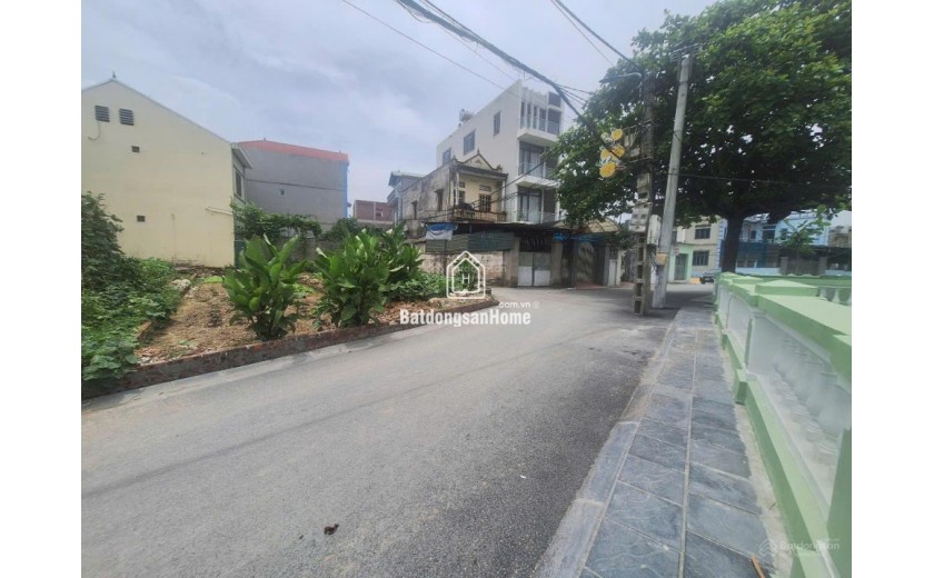Siêu hiếm vỉew hồ ô tô tránh - 67.6m2 - đất Việt Hùng Đông Anh - 8xtr/m2