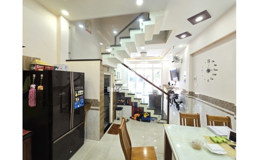 Bán nhà 50m2, 2PN, 2WC, Lý Tế Xuyên, Linh Đông, Thủ Đức - 6.3 tỷ