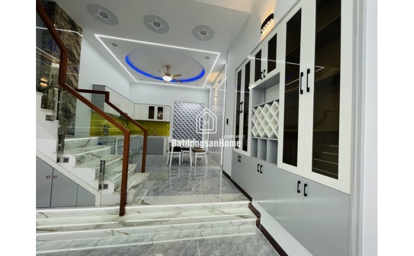 Bán nhà 64m2, 3 tầng, 4PN, 3WC, Q.9, 7.15  tỷ, sổ hồng
