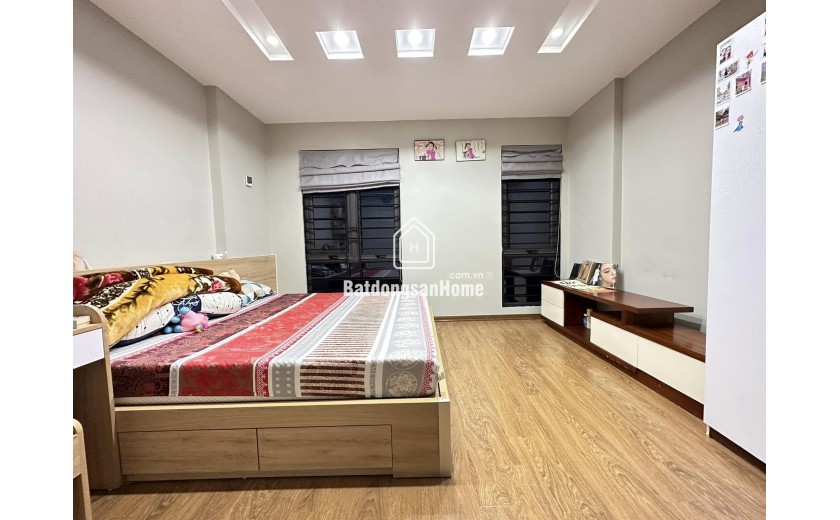 BÁN NHÀ GIẢNG VÕ PHÂN LÔ, Ô TÔ 45M 5 TẦNG MẶT TIỀN 3.6M