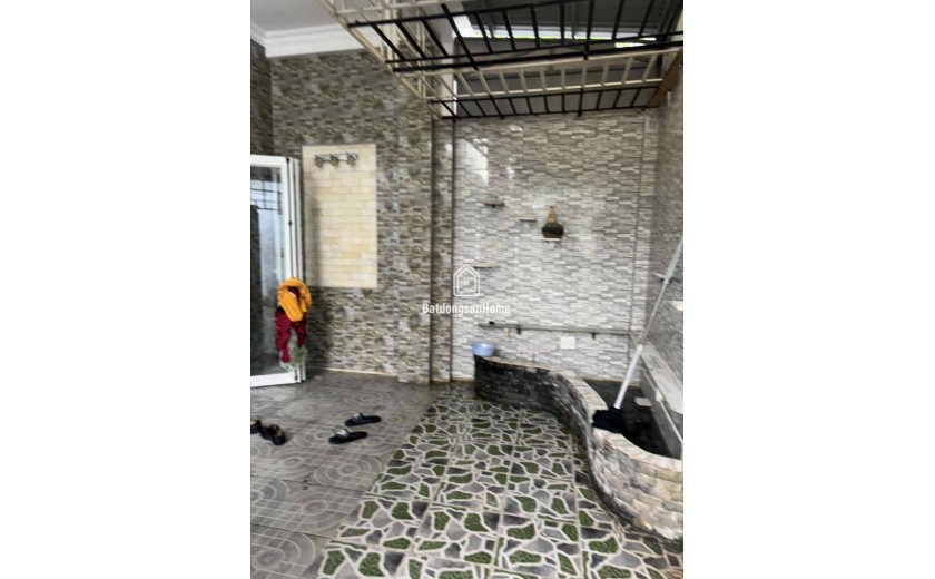 NHÀ 2 TẦNG, Ô TÔ ĐỖ CỬA, GẦN PHẠM HÙNG, CẨM LỆ, DT 121M2, CHỈ 2.15 TỶ