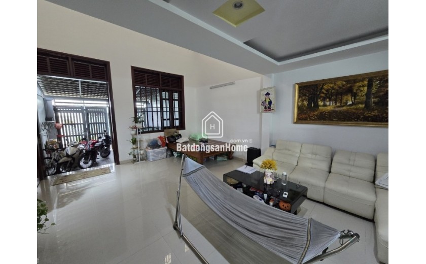 Bán nhà 100m², 2PN, 2WC, Linh Đông, Thủ Đức, 4.95 tỷ, sổ hồng