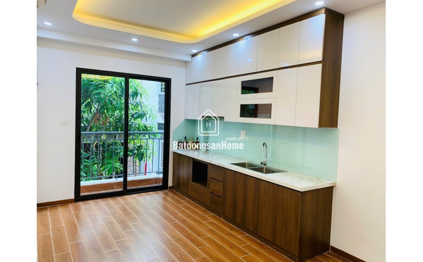 BÁN NHÀ GIẢNG VÕ PHÂN LÔ, Ô TÔ 45M 5 TẦNG MẶT TIỀN 3.6M