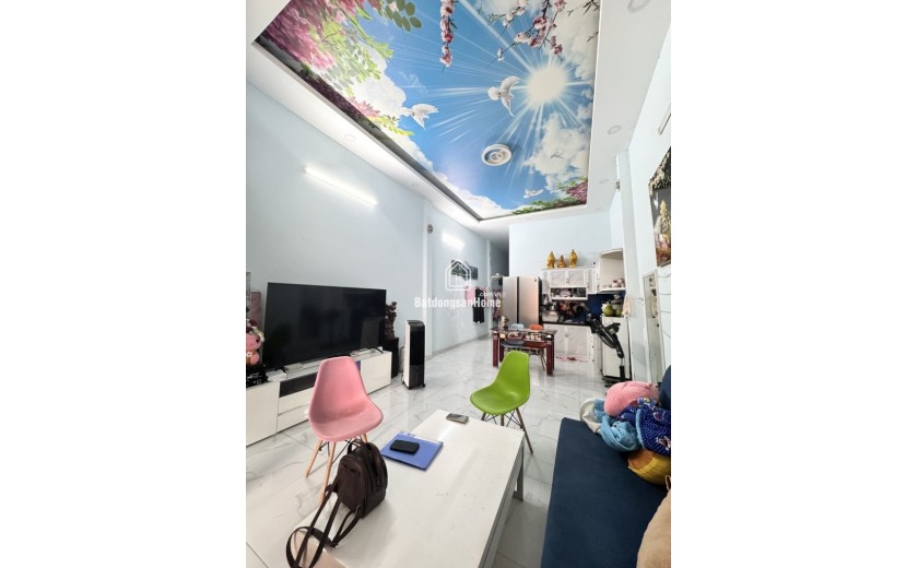 Bán nhà cấp 4 130m² hẻm xe hơi Quốc Lộ 13, đối diện Vạn Phúc City, Thủ Đức, giá 7.6 tỷ